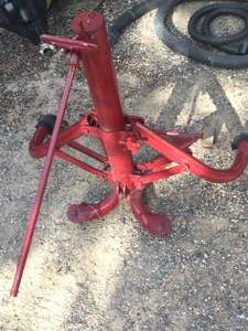 lot 71 image: Milwaukee bumper Jack