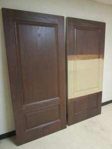 lot 209 image: PLAST-PRO OAK GRAIN SERIES 34 TWO-PANEL DOOR