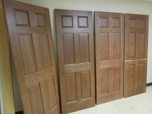 lot 217 image: SOLID OAK SIX-PANEL INTERIOR DOORS - NEW