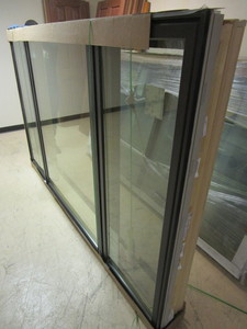 lot 220 image: MARVIN ELEVATE COLLECTION CASEMENT PICTURE WINDOW - NEW