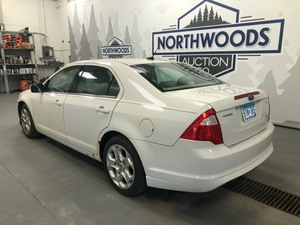 2010 Ford Fusion SE -No Reserve-