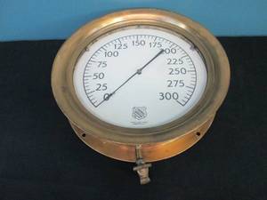 lot 2 image: Large ( 14) Antique Brass Ships Gauge