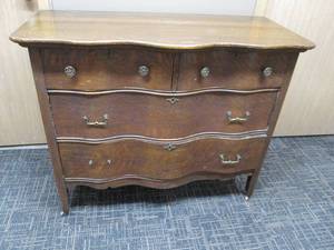 lot 54 image: Vintage Serpentine Oak Dresser