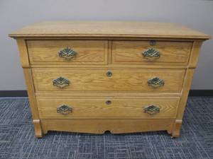 lot 55 image: Vintage Oak Dresser