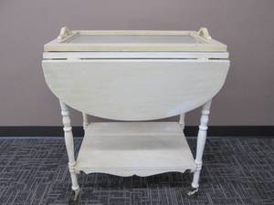 lot 65 image: Tea Cart