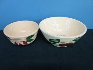 lot 119 image: Watt Wear Pottery