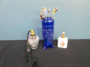 lot 153 image: Hat Pins & Perfume Bottle