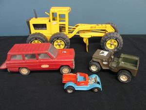 lot 271 image: Vintage Tonka Toys