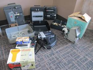 lot 311 image: Movie Projectors & Cameras
