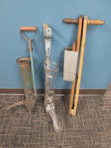 lot 324 image: Potato & Corn Planters