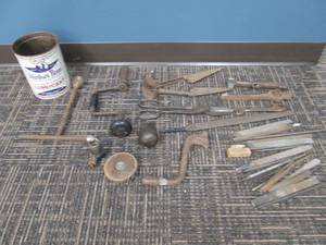 lot 331 image: Tools