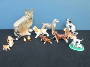 lot 352 image: Dog Planters And Figurines