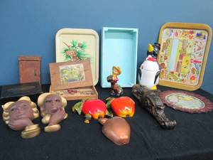 lot 371 image: Chalkware