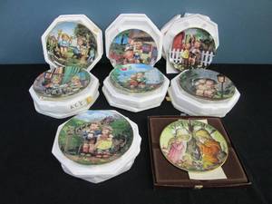 lot 401 image: Hummel Collector Plates