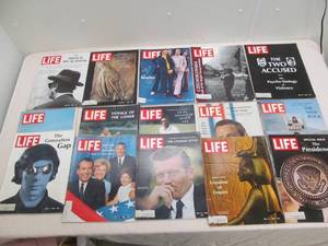 lot 39 image: Vintage LIFE magazines