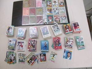 lot 40 image: NFL trading cards