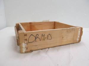 lot 85 image: ammo box
