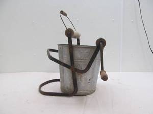 lot 92 image: mop bucket