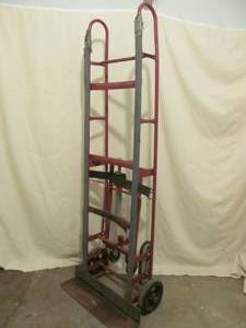 lot 133 image: heavy duty dolly