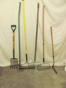 lot 139 image: garden rakes, weed Wacker