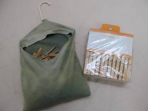 lot 162 image: Vintage clothespins basket