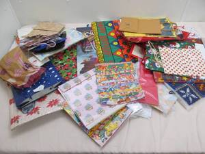 lot 170 image: gift wraps, bags