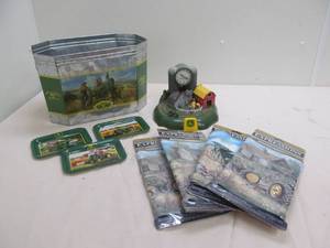 lot 205 image: John Deere dcor