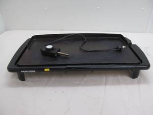 lot 220 image: electric griddle