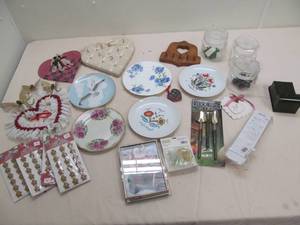 lot 226 image: vintage match stick box, plates, canisters, heart dcor