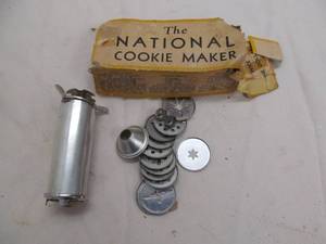 lot 231 image: cookie maker