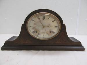 lot 244 image: clock