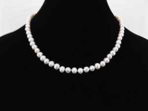 14k Yellow Gold Clasp Genuine Pearl Necklace