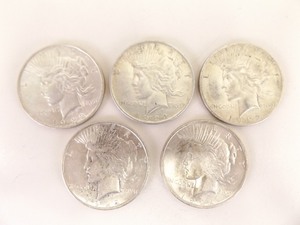 Lot of 5 Peace 1922-D Silver Dollars