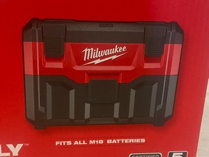 lot 8 image: M18 Cordless WetDry Vac