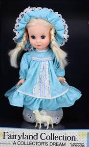 lot 4 image: Fairyland Collection Mary Had a Little Lamb Doll