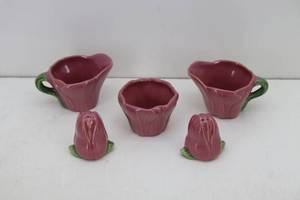 lot 21 image: Pink Rosemeade Set