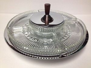 lot 24 image: Kromex 805-21 Lazy Susan