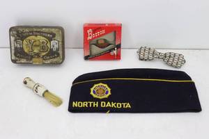 lot 27 image: Vintage Items