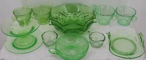 lot 35 image: Green Glassware