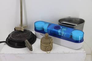 lot 63 image: Misc Kitchen Items