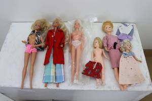 lot 68 image: Barbie Dolls & Others