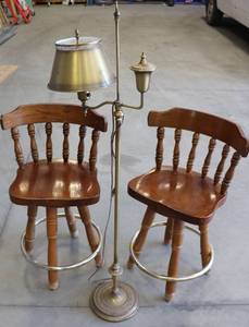 lot 123 image: (2) Stools & Lamp