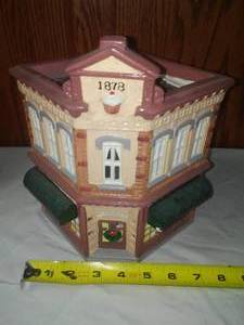 lot 5 image: Department 56 Snow Village Bakery 1986.