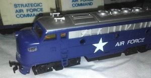 lot 7 image: HO US Air Force Train.