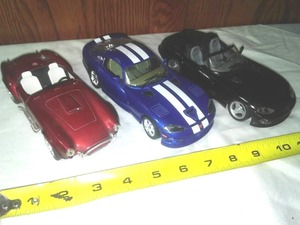 lot 148 image: 3 Metal 124 scale cars, Cobra & 2 Vipers