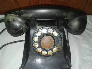 lot 149 image: Vintage Telephone desktop. Made by