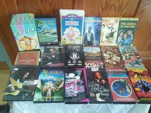 lot 175 image: 28 VHS & DVD ELVIS