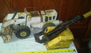 lot 196 image: Tonka Shovel & Payloader (2)