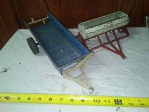 lot 199 image: Manure Spreader & Drill, seeding & planter.