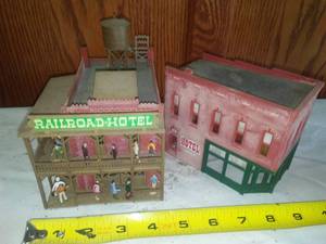 lot 210 image: 2 Hotels.